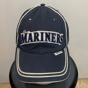 Vintage Drew Pearson Seattle Mariners Logo Buckle Strapback Hat